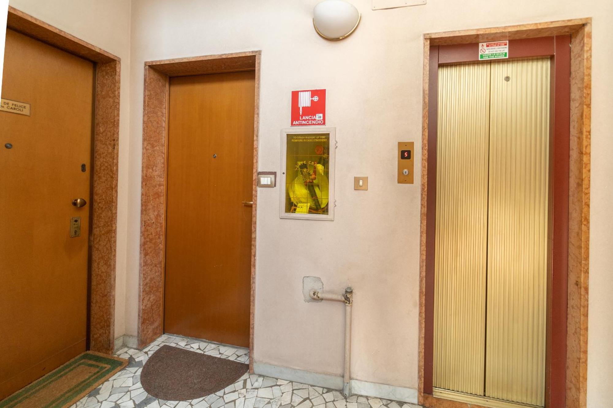 Appartamento Terrazza Prestige Milano Esterno foto
